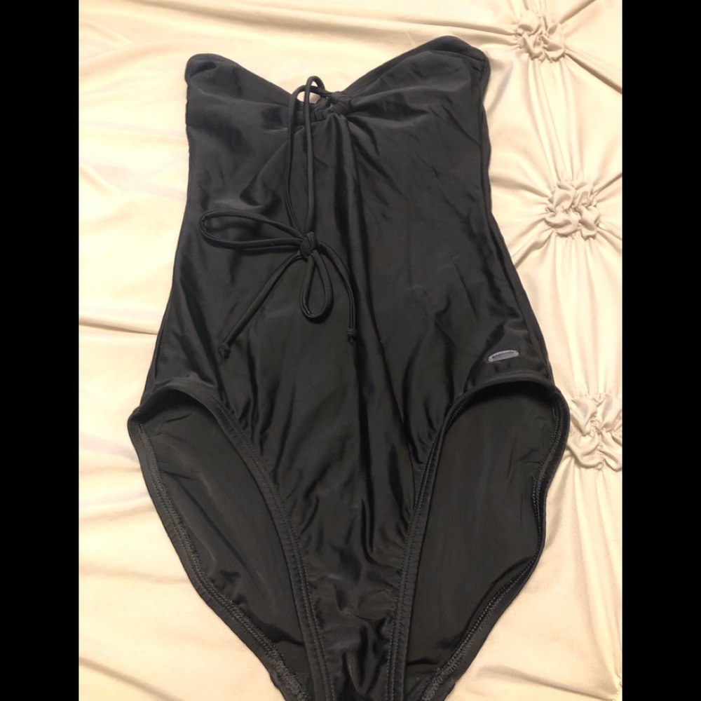 New Black Gap Body one Piece Bathing Suit
